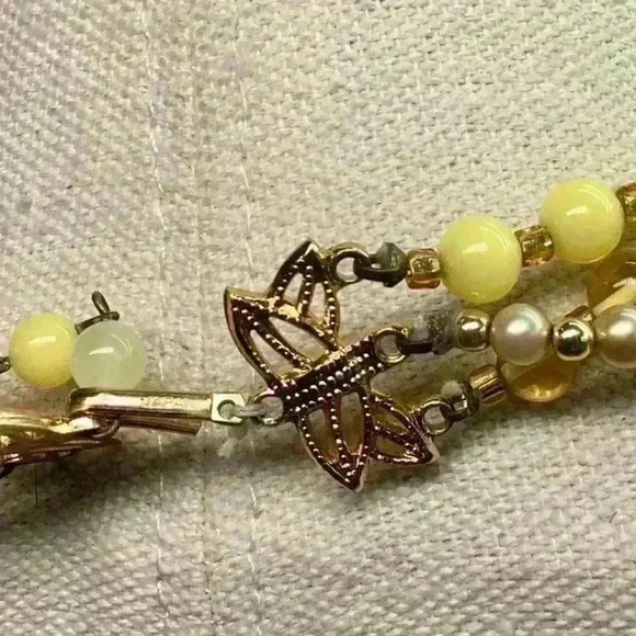 Vintage Japan 3 Strand Necklace - Yellows and Cream - Picture 3 of 3